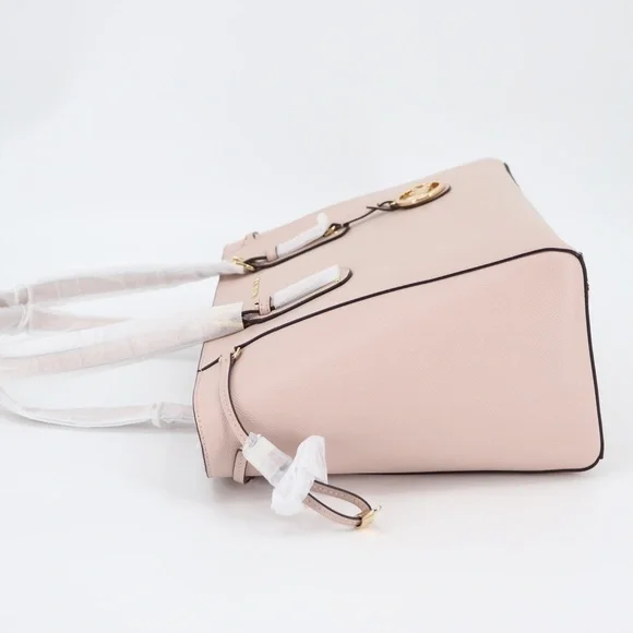 Brand New Michael Kors Voyager Saffiano Leather Tote Pink